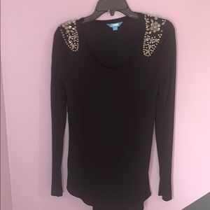 Black long seleeve with jewels